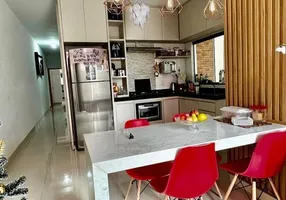 Foto 1 de Casa com 3 Quartos à venda, 115m² em Setor Faiçalville, Goiânia