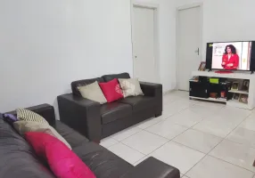 Foto 1 de Casa com 2 Quartos à venda, 50m² em São José, Canoas