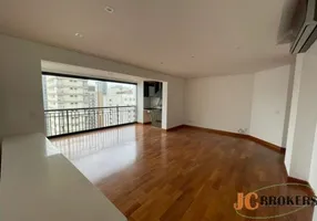 Foto 1 de Apartamento com 3 Quartos para alugar, 137m² em Moema, São Paulo