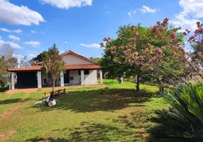 Foto 1 de Fazenda/Sítio com 3 Quartos à venda, 100m² em Zona Rural, Tanabi