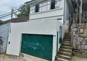 Foto 1 de Casa com 2 Quartos para venda ou aluguel, 70m² em Castelanea, Petrópolis