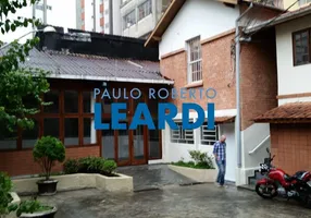 Foto 1 de Casa com 4 Quartos para venda ou aluguel, 490m² em Bela Vista, São Paulo