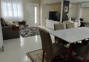 Foto 1 de Casa com 3 Quartos à venda, 138m² em Riviera Fluminense, Macaé