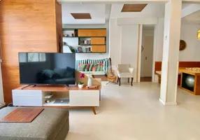 Foto 1 de Apartamento com 3 Quartos à venda, 100m² em Humaitá, Rio de Janeiro