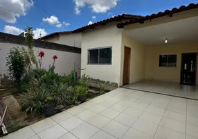 Foto 1 de Casa com 3 Quartos à venda, 105m² em Jardim Marques de Abreu, Goiânia