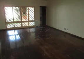 Foto 1 de Casa com 3 Quartos para alugar, 400m² em Vila Ana Maria, Ribeirão Preto