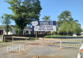 Foto 1 de Lote/Terreno à venda, 1650m² em Atiradores, Joinville