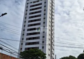 Foto 1 de Apartamento com 2 Quartos para alugar, 50m² em Madalena, Recife