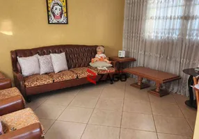 Foto 1 de Casa com 3 Quartos à venda, 272m² em Vila Maria Helena, Uberaba