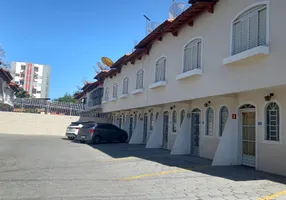 Foto 1 de Apartamento com 2 Quartos à venda, 58m² em Nova Vila, Caldas Novas