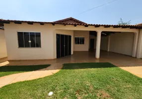 Foto 1 de Casa com 3 Quartos à venda, 110m² em Parque das Laranjeiras, Rio Verde