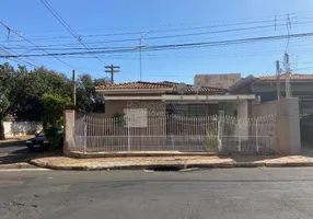 Foto 1 de Casa com 3 Quartos à venda, 138m² em Centro, Araraquara