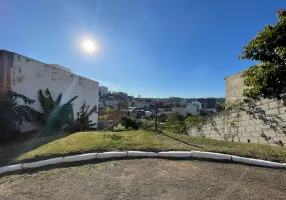 Foto 1 de Lote/Terreno à venda, 378m² em São Pedro, Juiz de Fora