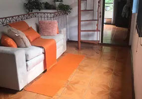 Foto 1 de Casa com 2 Quartos à venda, 120m² em Linhares, Juiz de Fora