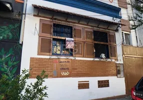 Foto 1 de Casa com 2 Quartos à venda, 215m² em Cidade Baixa, Porto Alegre