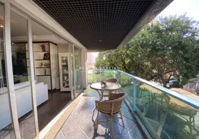 Foto 1 de Apartamento com 4 Quartos à venda, 179m² em Granja Julieta, São Paulo