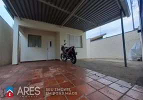 Foto 1 de Casa com 3 Quartos para alugar, 89m² em Cidade Jardim I, Americana