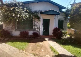 Foto 1 de Casa com 3 Quartos à venda, 240m² em Medianeira, Porto Alegre