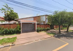 Foto 1 de Sobrado com 5 Quartos para venda ou aluguel, 292m² em Vila Velosa, Araraquara