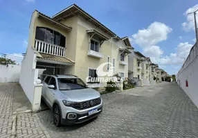 Foto 1 de Casa de Condomínio com 4 Quartos à venda, 110m² em Vila União, Fortaleza