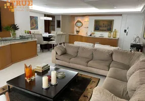 Foto 1 de Apartamento com 4 Quartos à venda, 191m² em Casa Forte, Recife