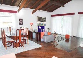 Foto 1 de Sobrado com 5 Quartos para venda ou aluguel, 500m² em Chácaras Ana Lúcia, Embu das Artes