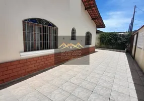 Foto 1 de Casa com 2 Quartos à venda, 110m² em Vera Cruz, Mongaguá
