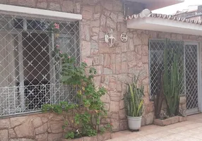 Foto 1 de Casa com 4 Quartos à venda, 158m² em Vila Itapura, Campinas