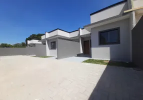 Foto 1 de Casa com 2 Quartos à venda, 42m² em Rio Bonito, Curitiba