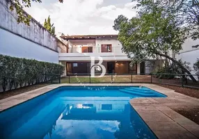 Foto 1 de Casa com 5 Quartos para venda ou aluguel, 869m² em Jardim Europa, São Paulo