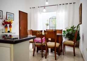 Foto 1 de Casa com 3 Quartos à venda, 250m² em Piracangagua, Taubaté