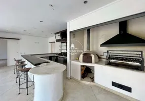 Foto 1 de Casa de Condomínio com 6 Quartos à venda, 659m² em Granja Viana, Cotia