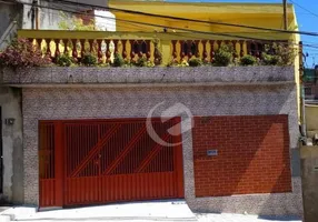 Foto 1 de Sobrado com 3 Quartos à venda, 197m² em Vila Bela Vista, Santo André