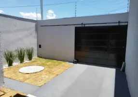 Foto 1 de Casa com 2 Quartos à venda, 107m² em Papagaio, Feira de Santana