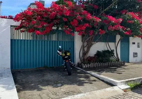 Foto 1 de Casa com 3 Quartos à venda, 200m² em Lagoa Nova, Natal