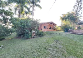 Foto 1 de Fazenda/Sítio com 4 Quartos à venda, 350m² em Vale do Rio Cachoeira, Piracaia