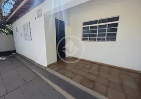 Foto 1 de Casa com 3 Quartos para venda ou aluguel, 280m² em CPA I, Cuiabá