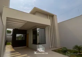 Foto 1 de Casa com 3 Quartos à venda, 101m² em Residencial Betaville, Campo Grande