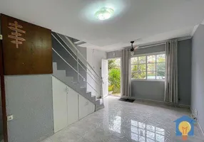 Foto 1 de Casa de Condomínio com 2 Quartos à venda, 88m² em Jardim Guerreiro, Cotia