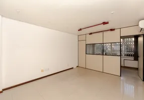 Foto 1 de Sala Comercial para alugar, 31m² em Farroupilha, Porto Alegre