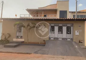 Foto 1 de Sobrado com 5 Quartos à venda, 207m² em Residencial Recreio Panorama, Goiânia