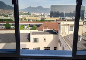 Foto 1 de Apartamento com 1 Quarto à venda, 33m² em Centro, Rio de Janeiro