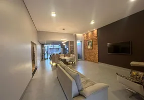 Foto 1 de Casa com 4 Quartos à venda, 360m² em Novo Horizonte, Sete Lagoas
