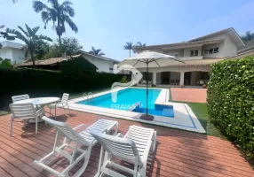 Foto 1 de Casa de Condomínio com 6 Quartos à venda, 492m² em Jardim Acapulco , Guarujá