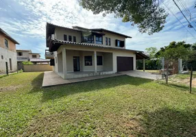 Foto 1 de Casa com 5 Quartos para alugar, 250m² em Olaria, Canoas