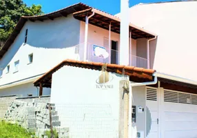 Foto 1 de Sobrado com 3 Quartos à venda, 188m² em Canto Das Aguas, Igaratá