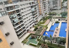 Foto 1 de Apartamento com 2 Quartos para alugar, 120m² em Recreio Dos Bandeirantes, Rio de Janeiro