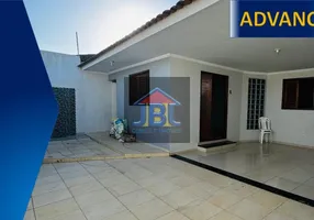 Foto 1 de Casa com 4 Quartos à venda, 157m² em Santa Esmeralda, Arapiraca