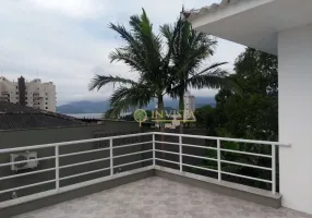 Foto 1 de Casa com 2 Quartos à venda, 139m² em Agronômica, Florianópolis