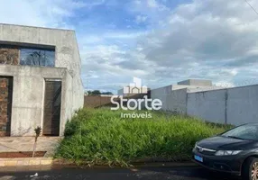 Foto 1 de Lote/Terreno à venda, 300m² em Novo Mundo, Uberlândia